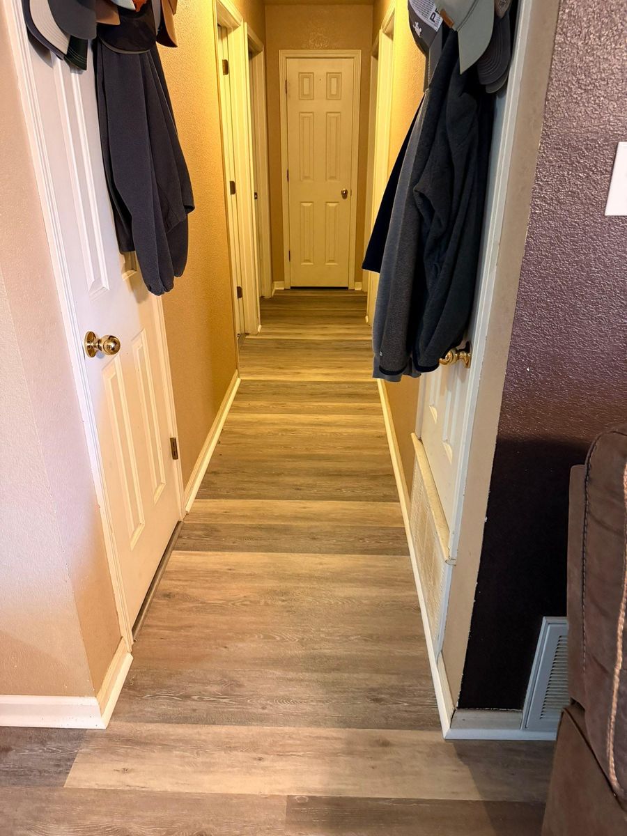 Flooring for R E Tanner Home Improvement in Buckholts, TX