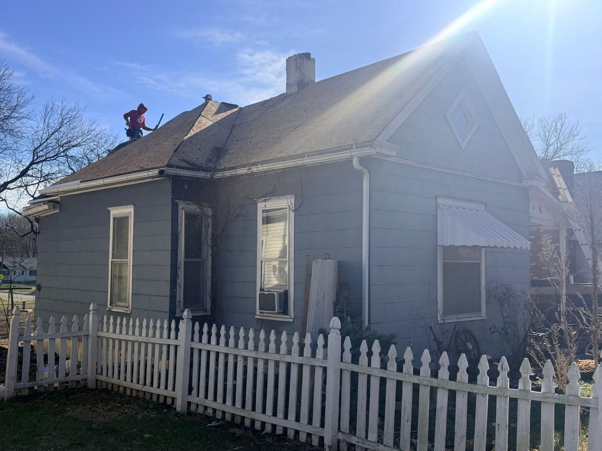 Roofing Repairs for Full Roof Replacement and Repairs in Saint Joseph, MO