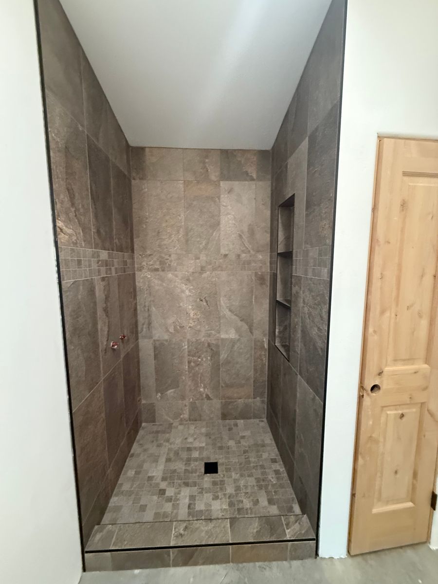 Shower Tiling for C&N Flooring Solutions LLC in Chino Valley, AZ