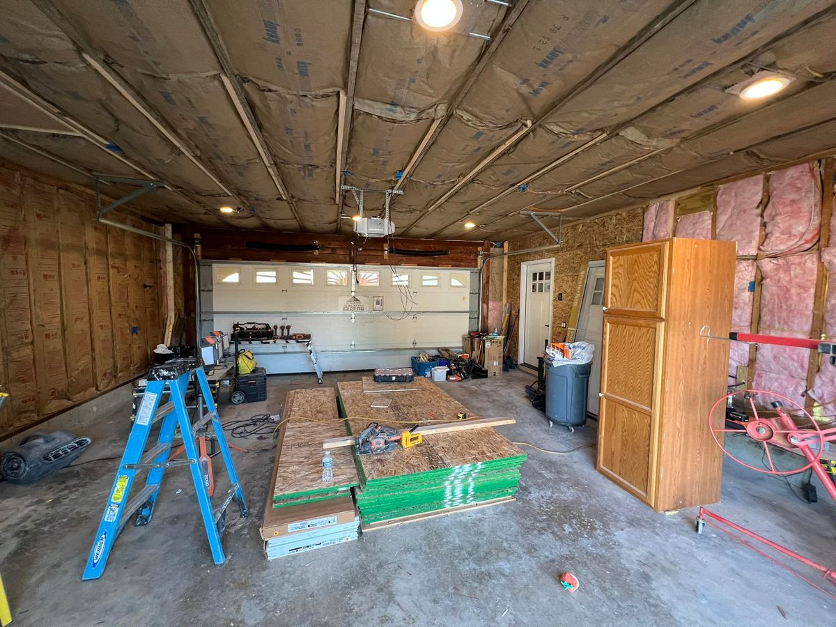 Carpentry for Rusty Nail Renovations in Flushing,  MI