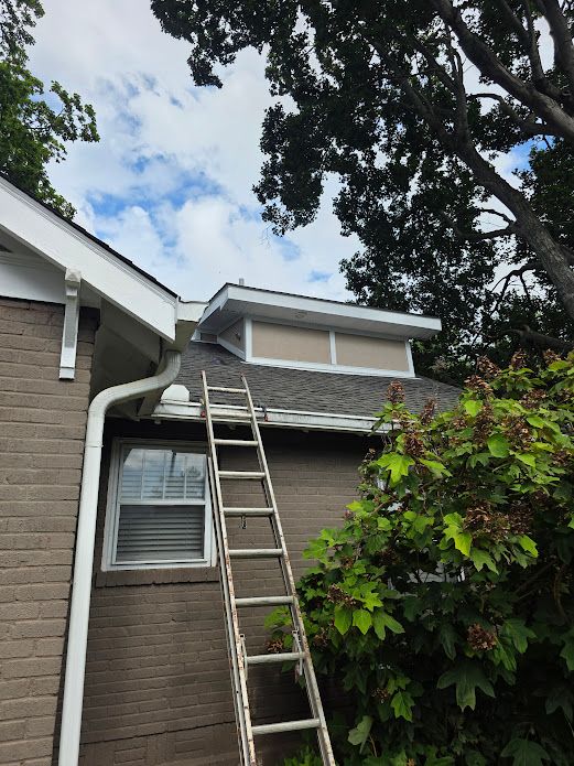 Pressure Washing for Comptons Painting LLC in Smyrna, TN