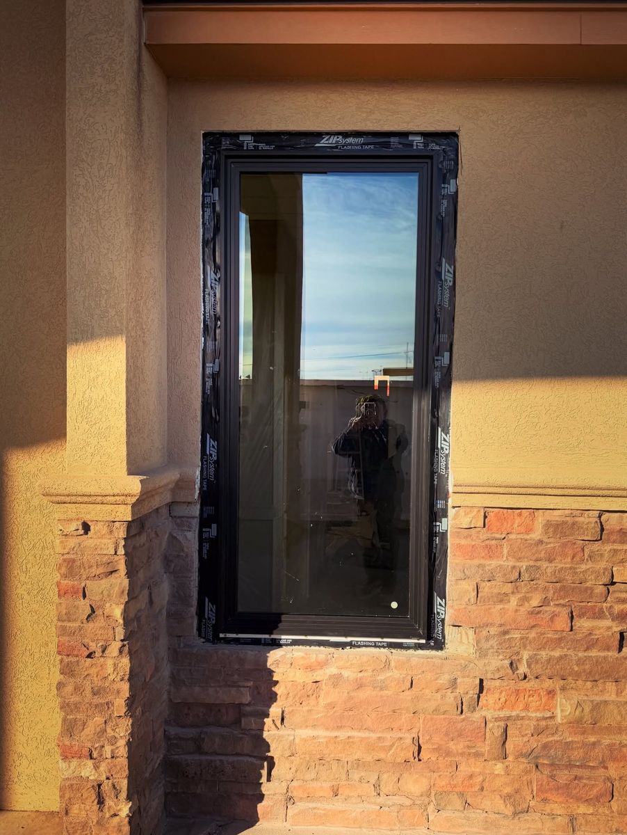 Window Replacement for Proud Crowd Construction in Canyon, TX