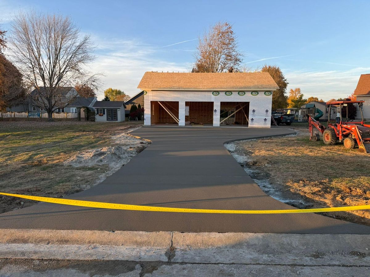 Driveways & Sidewalks for Whitfield Concrete Construction in Solsberry, IN