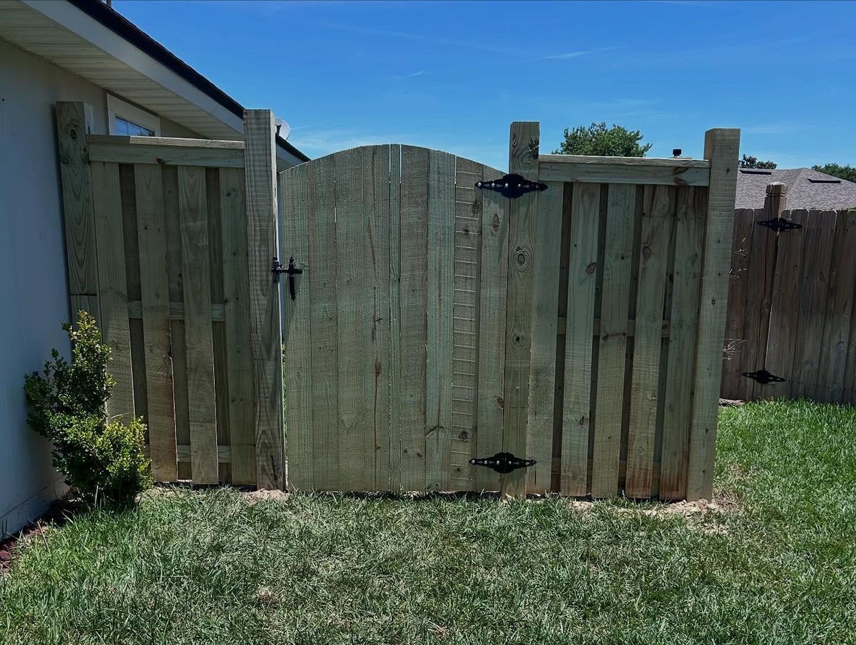 Wood Fence Installation for Madden Fencing Inc. in St. Johns, Florida