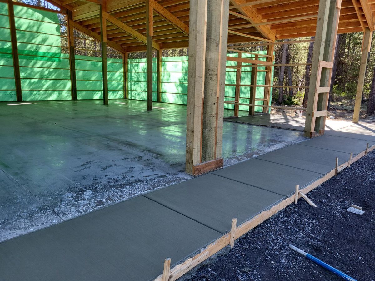 Sidewalk Installation for TJR Concrete and Construction in Bend, OR