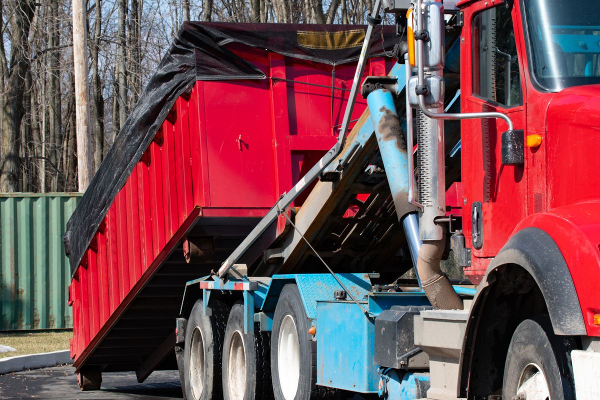 Hauling for In and Out Hauling in Lawrenceville, GA