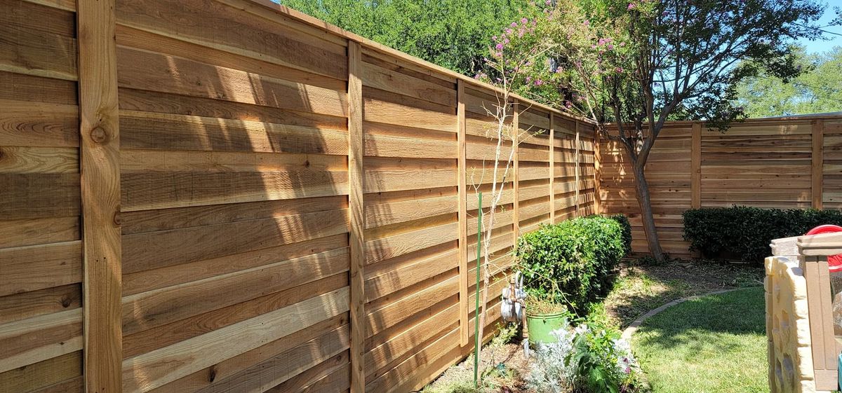 Horizontal Board Fence built by Goad Fencing in the Dallas Fort Worth area