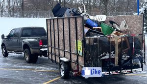 We're here for all your hauling needs. No matter the size of the object, we'll haul it wherever you need it to be. for VanHarra Basura Junk Removal and Hauling in Grand Rapids, MI
