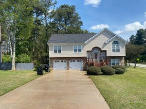 Our Roof Cleaning service is designed to maintain and enhance the appearance of your roof, removing dirt, debris, and moss to prolong its lifespan while improving overall curb appeal. for Home Solutions of Atlanta, LLC  in Eatonton, Georgia