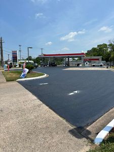 Our Commercial Asphalt Services deliver durable, high-quality asphalt solutions, enhancing the longevity and safety of driveways and parking lots for homeowners. Trust our experienced team for professional installation and maintenance. for McDonald Asphalt Coatings in Morristown, NJ
