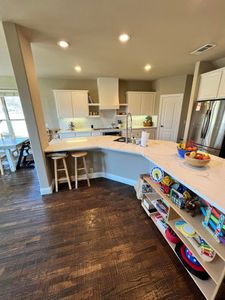 Our Organizing service is designed to help homeowners declutter their homes and create a more organized living space. Our team of organizers will work with you to develop a plan tailored specifically to your needs, and provide guidance and support throughout the process. for Chrisman Cleaning, LLC in Princeton, TX