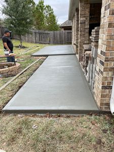 If you are looking for a quality concrete service company, look no further than General Concrete. We offer a wide range of services to meet your needs, from pouring a new driveway to fixing a crack in your patio. for Villa Concrete in The Woodlands, TX