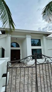 We offer exterior painting services to homeowners who want to add a fresh, new look to their home's exterior. Our experienced painters provide quality work and great results. for Dublin Painting LLC in Bradenton, FL