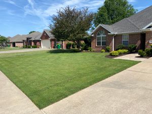 Weeding flowerbeds | Mowing | Edging all hard surfaces | Weedeating | Blowing off all hard surfaces | Leaf removal | Mulch installation | Gutter cleaning. Starting at $200 per month with a 12 month agreement
 for Ozark Lawn Professionals LLC in Lowell, AR