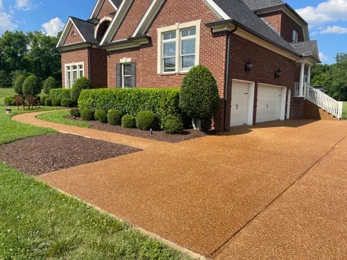 Our concrete cleaning service is a safe and effective way to clean concrete surfaces. Our experienced professionals use the right equipment and techniques to clean your driveway, patio, or other concrete surface. for Oakland Power Washing in Clarksville, TN