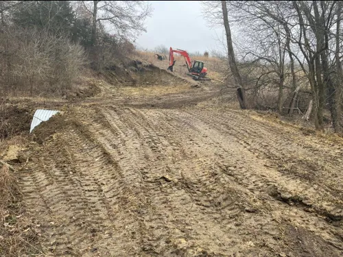Fall and Spring Clean Up for Viking Dirtworks and Landscaping in Gallatin, MO
