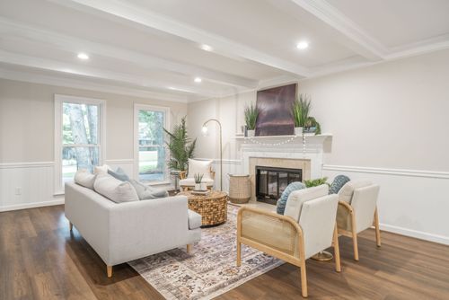 Luxury Real Estate Staging for Hartman Homes and Interiors in Lexington, NC