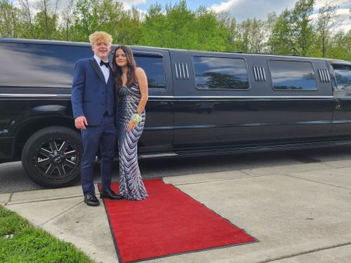 Excursion Limousine for First Class Limos and Event Planning in Springfield, OH