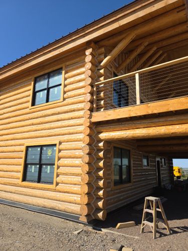 Log Home Finishing for Shay’s Chinking in Hamilton, MT