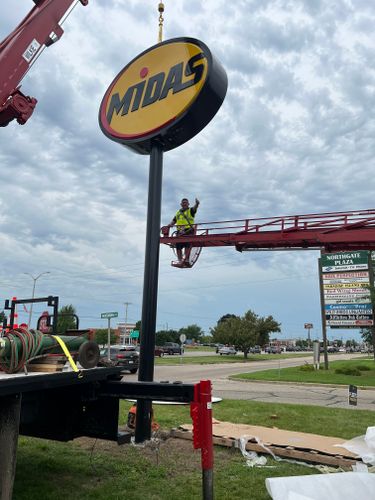  for MTZ Signs in Janseville, WI