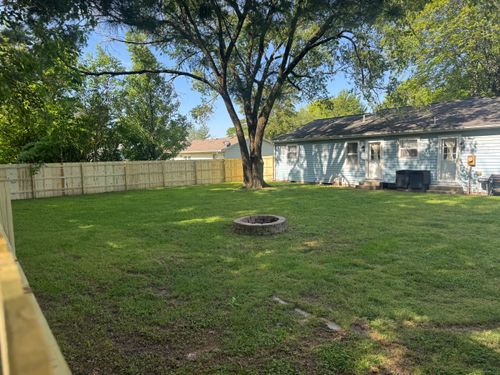  for Fence Worx in Olney, IL