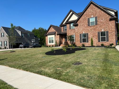 Spring/Fall Cleanup for Adams Lawn Service & Landscaping, Inc. in Shelbyville, TN