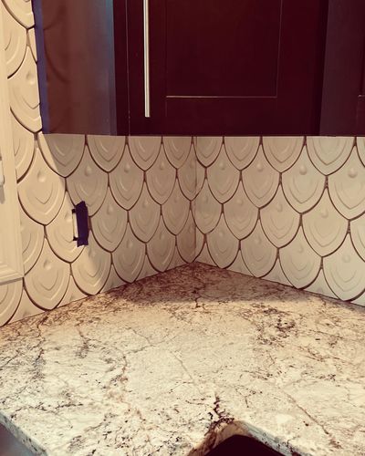 Custom tile backsplash for Cincinnati Custom Remodel LLC in Cincinnati, OH