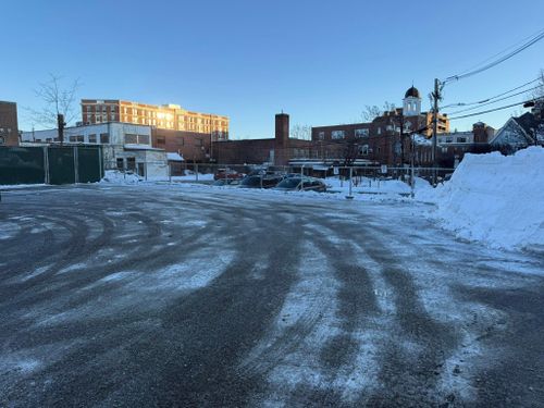 Residential Snow Plowing for LCP Property Management  in Windham, NH
