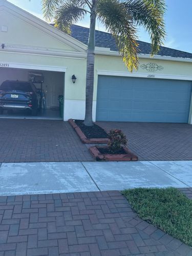 Landscape Design for Valdez Landscaping and Lawn Services in Port St. Lucie, FL