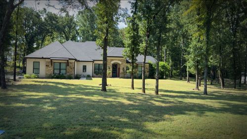 Mowing for RJ Power Washing & Landscaping in Mabank, TX