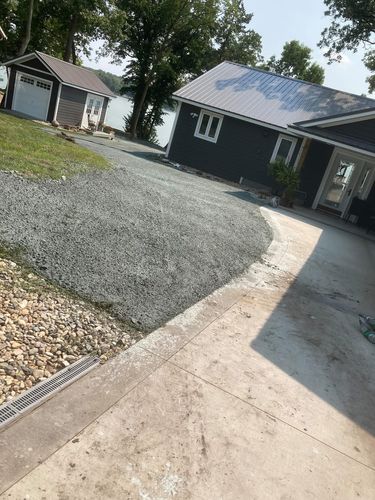  for Premier Services in New London, MN