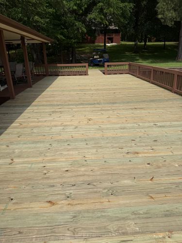 Deck Construction for Moore Lake Living LLC in Leesburg, TX