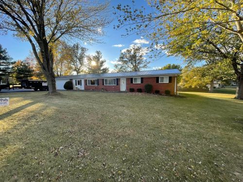  for Roofing Install Near Parker City, IN in Pendleton, IN