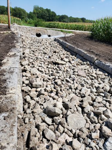 Drainage + Grading + Septic Systems for Viking Dirtworks and Landscaping in Gallatin, MO