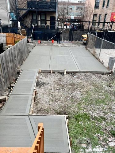 Sidewalk Installation for Luna Dynasty Concrete in Chicago, IL