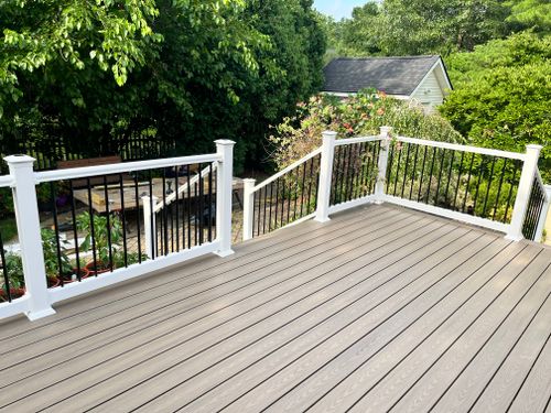  for Castle Fence & Deck LLC in Avon Lake, OH