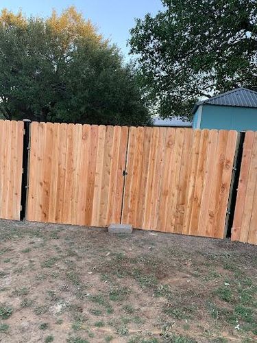 Fencing for J and R Co. in San Antonio,  TX
