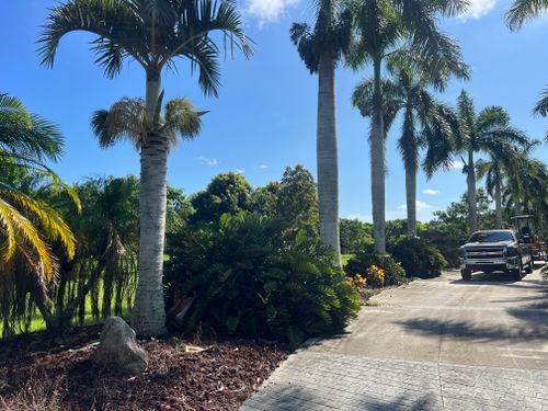 Full scale landscape designing and installations for Isaiah Simmons Construction and Landscaping LLC in Brevard County, Florida