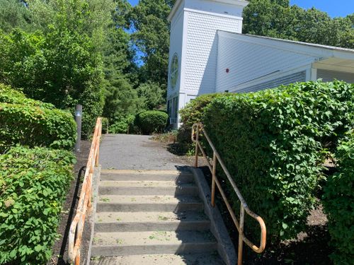Hedge Trimming for Murray Mowing and More in Ashaway, RI