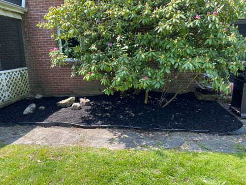 Mulch Installation for Cuellar Lawn Care in Highland , NY 