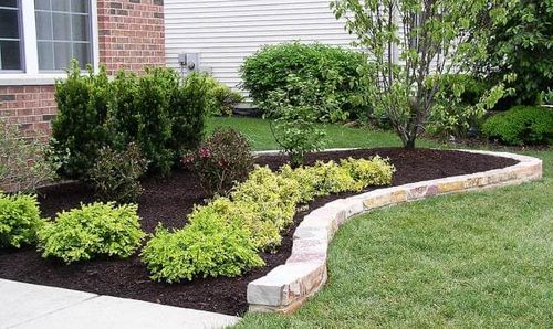 Mulch Installation for LB's Lawn and Snow, LLC in Saint Cloud, MN