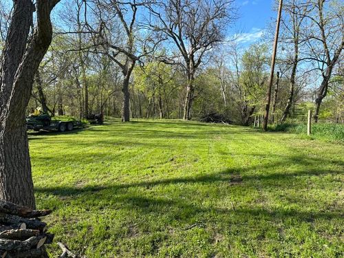 Mowing for Allen Lawn Care in Taylor, Texas