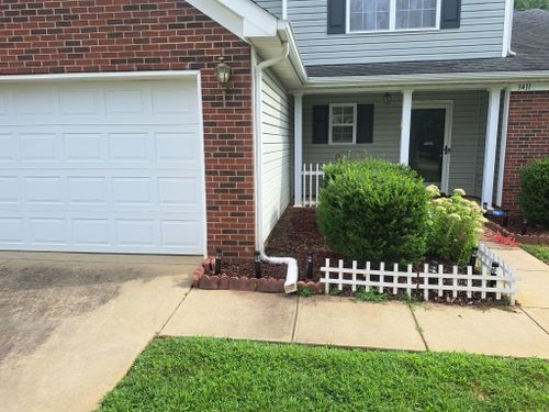  for Dee's Lawn Care Services in Lake Wylie, SC