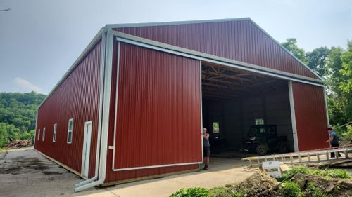  for Top Hand Roofing and Gutter in Pomeroy, OH