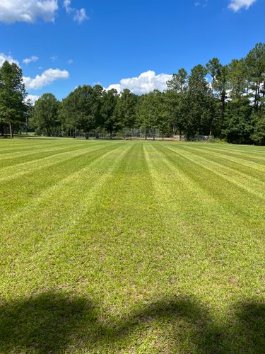Lawn Maintenance for Lakeside Lawncare in Cross Hill, SC