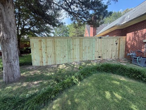  for Pennington Fence Co in Tupelo, MS