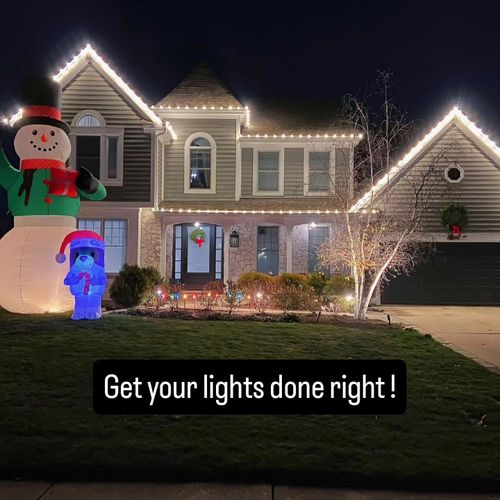 Holiday Lighting for Fence Medic in Arlington Heights, IL