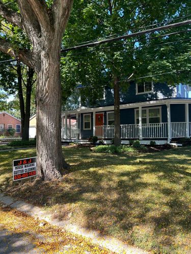 Home Softwash for J&J Power Washing and Gutter Cleaning in Sycamore, IL