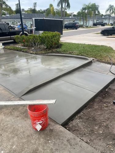 Concrete Slab Construction for Combat Concrete LLC in St. Petersburg, FL