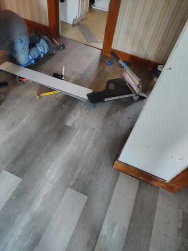  for Ideal Flooring in Glasgow, KY